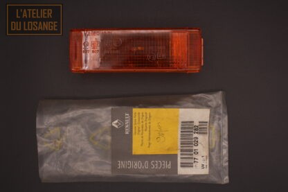Cabochon de clignotant avant Valeo 10.71