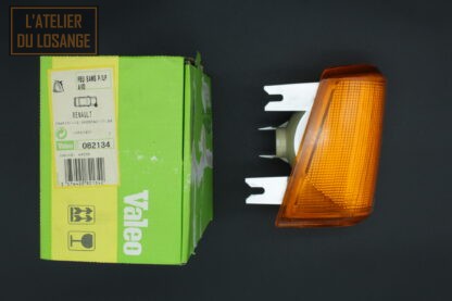 Clignotant avant droit bicolore Seima 10560 en emballage Valeo – Image 2