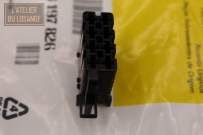 Connecteur femelle type A ISO pour faisceau d'autoradio – Image 4