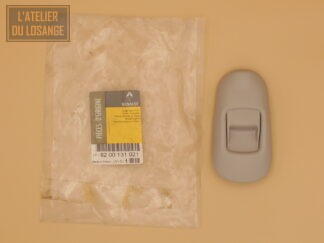 Bouton de réglage de la hauteur de ceinture de sécurité